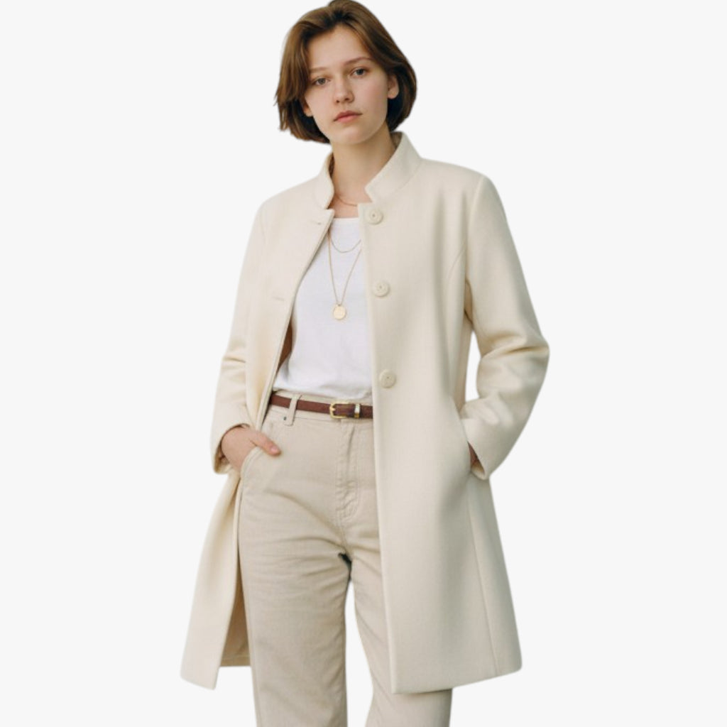 Women’s Structured Coat with Button Closure and Inner Lining